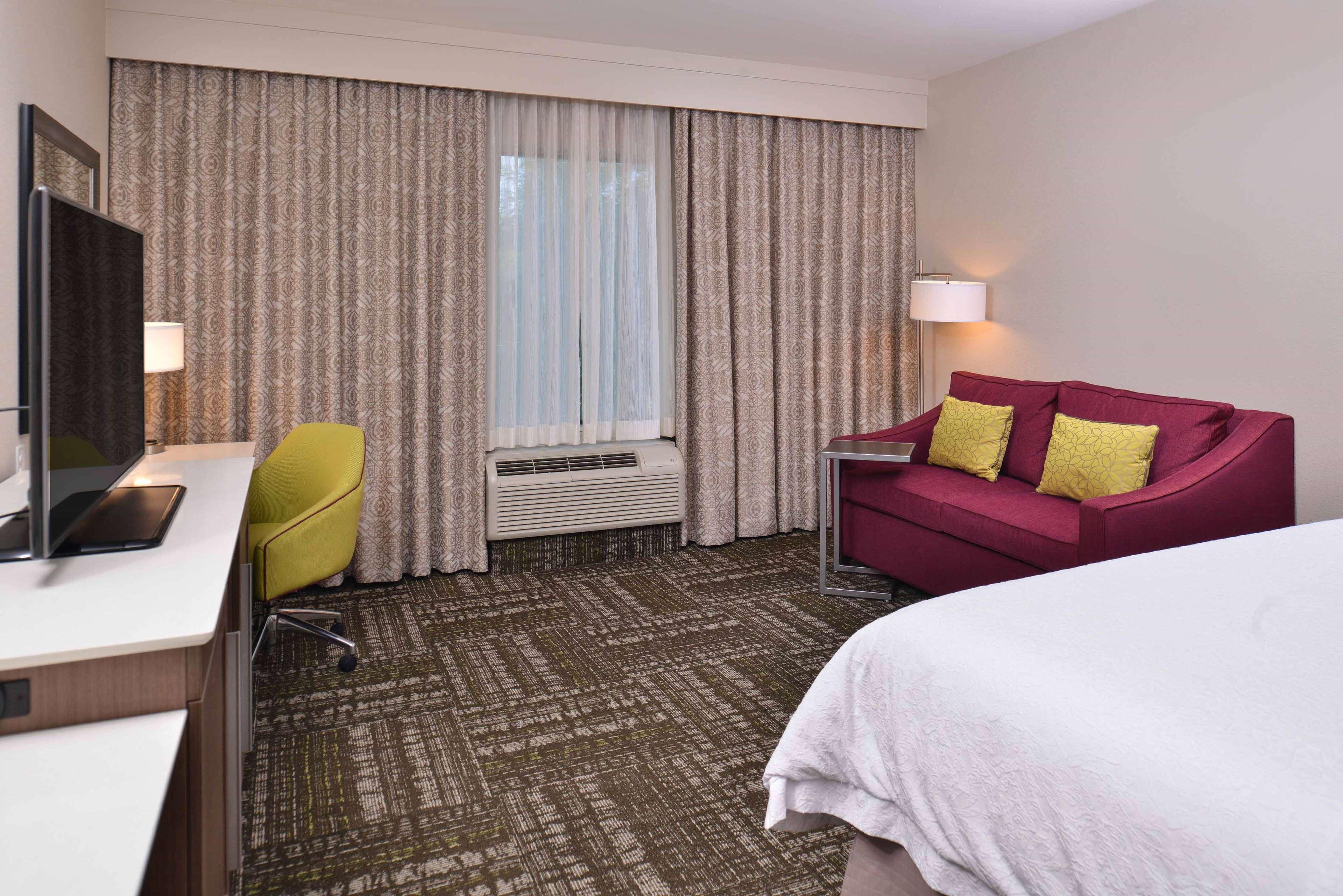 Hampton Inn & Suites Dallas Market Center Exteriér fotografie