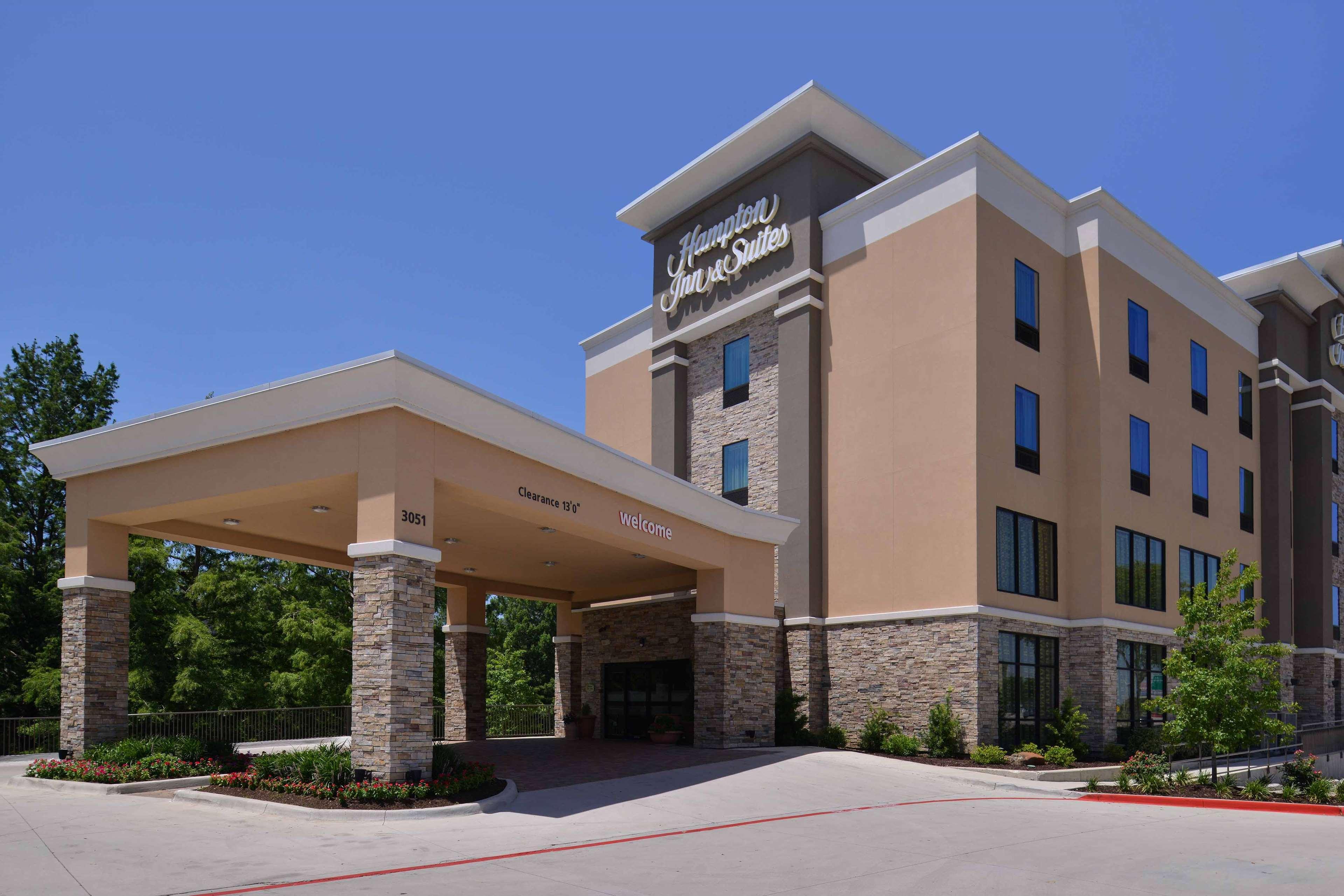 Hampton Inn & Suites Dallas Market Center Exteriér fotografie